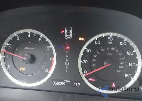 2010 Honda Accord Lxp z USA, uszkodzony, nr VIN 1HGCP2F40AA193732